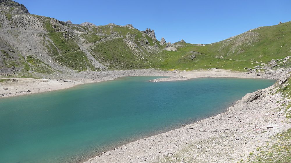 Tour des lacs des cerces