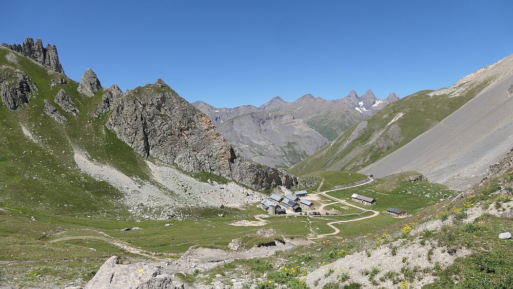 Tour des lacs des cerces