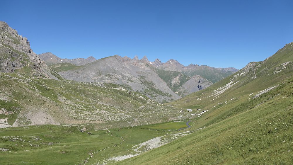 Tour des lacs des cerces