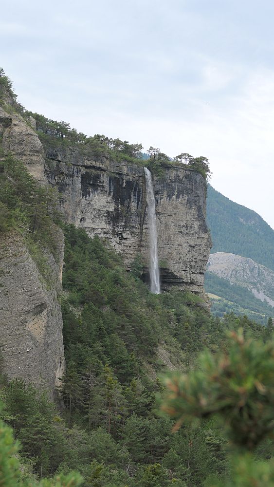 Guiltal rund um die Cascade du Simoust