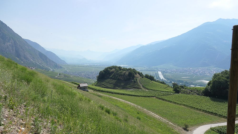 Saillon zur Hängebruecke Farinet