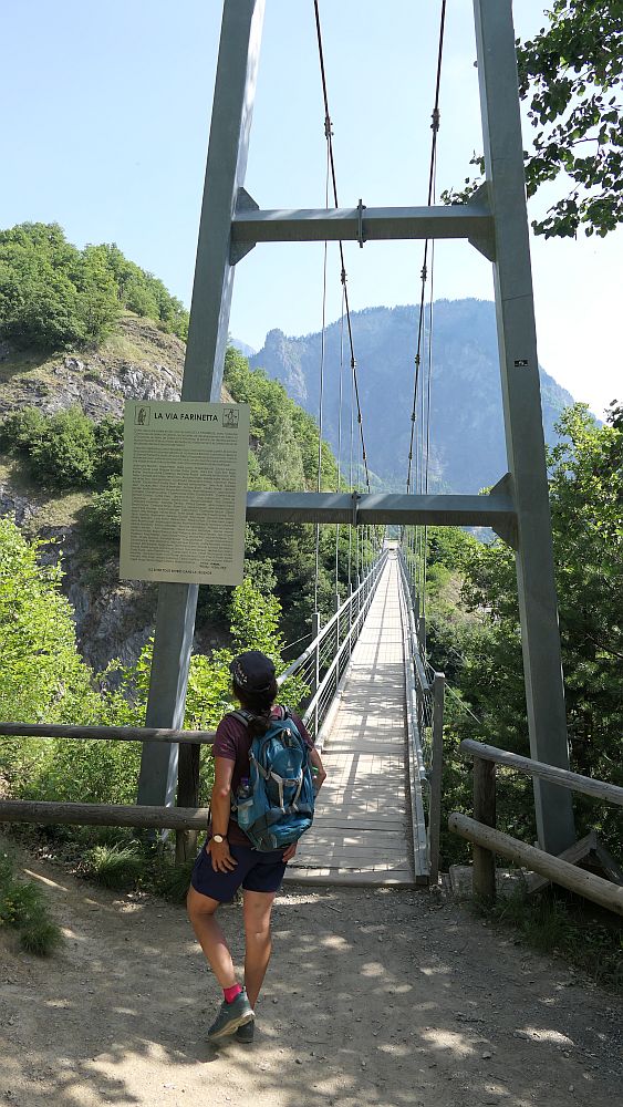 Saillon zur Hängebruecke Farinet
