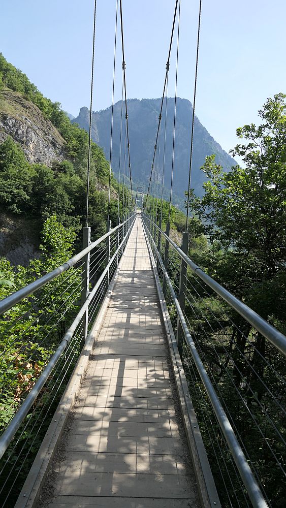Saillon zur Hängebruecke Farinet