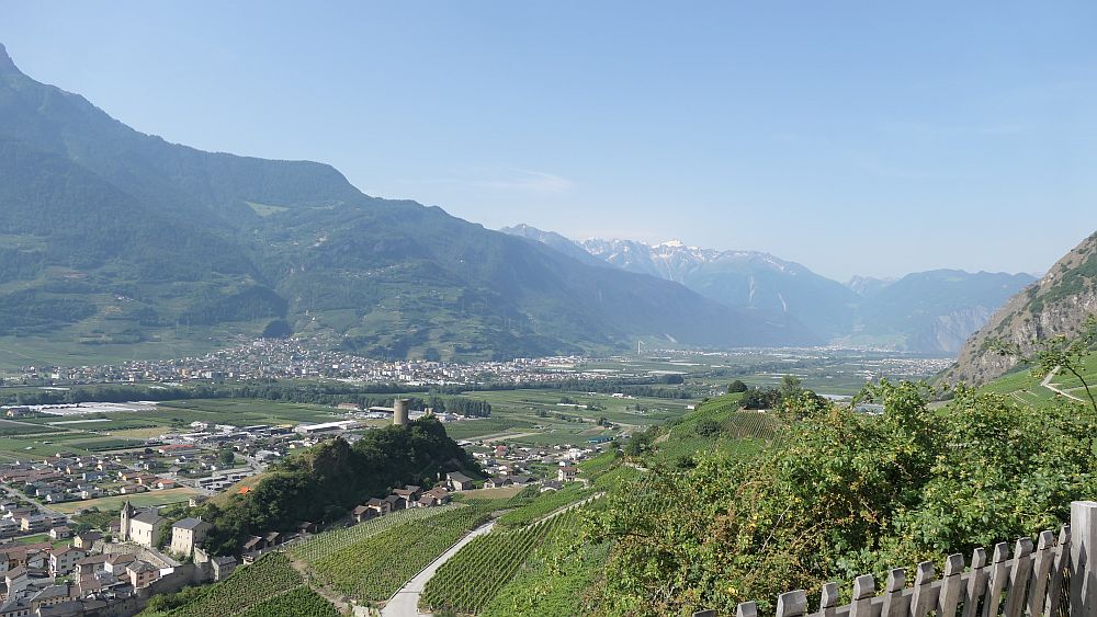 Saillon zur Hängebruecke Farinet